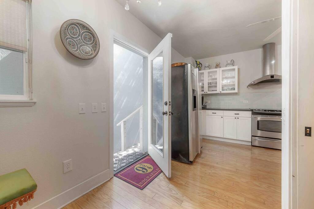 Nawlins Vibe With Rooftop Verandah Near Riverwalk And Downtown تامبا المظهر الخارجي الصورة